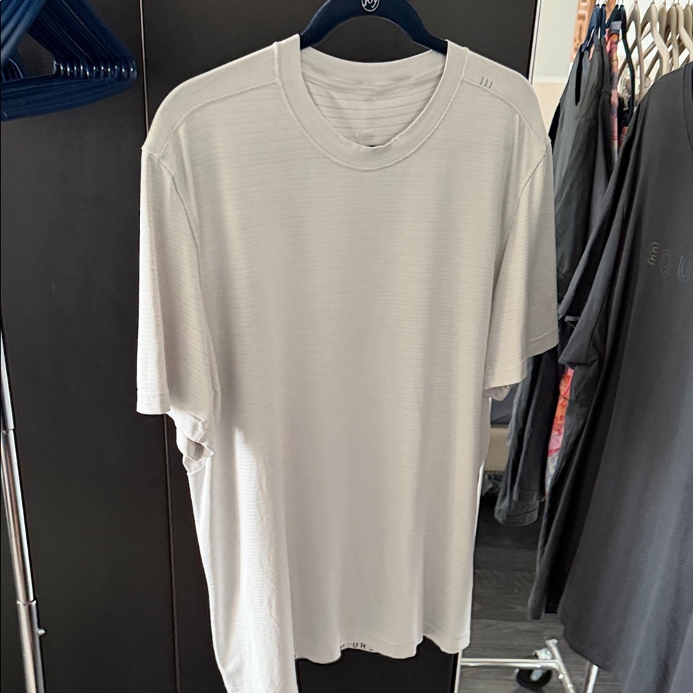 lululemon athletica License to Train Relaxed fit Short-Sleeve shirt